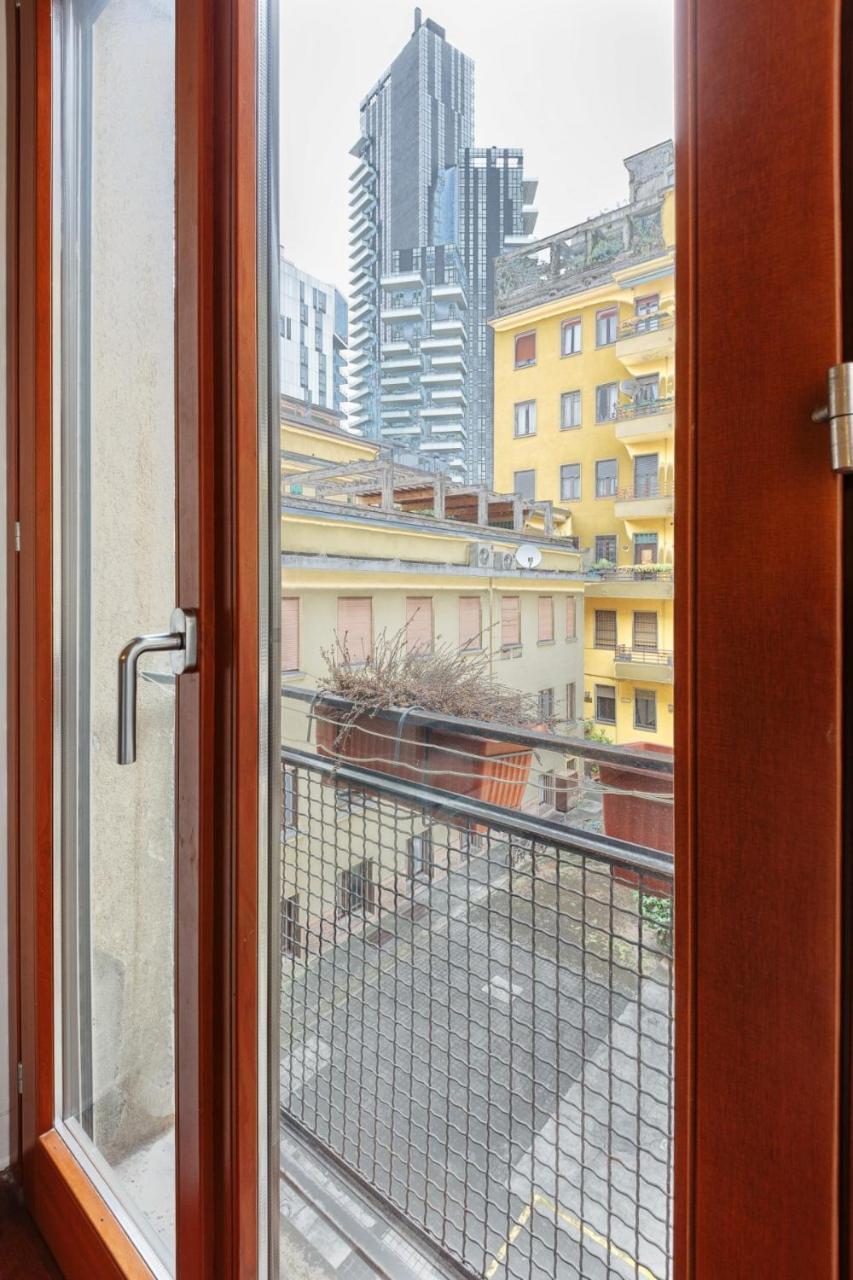 Bright And Cozy Apartment In Isola District - Marco Polo Milan Exterior photo